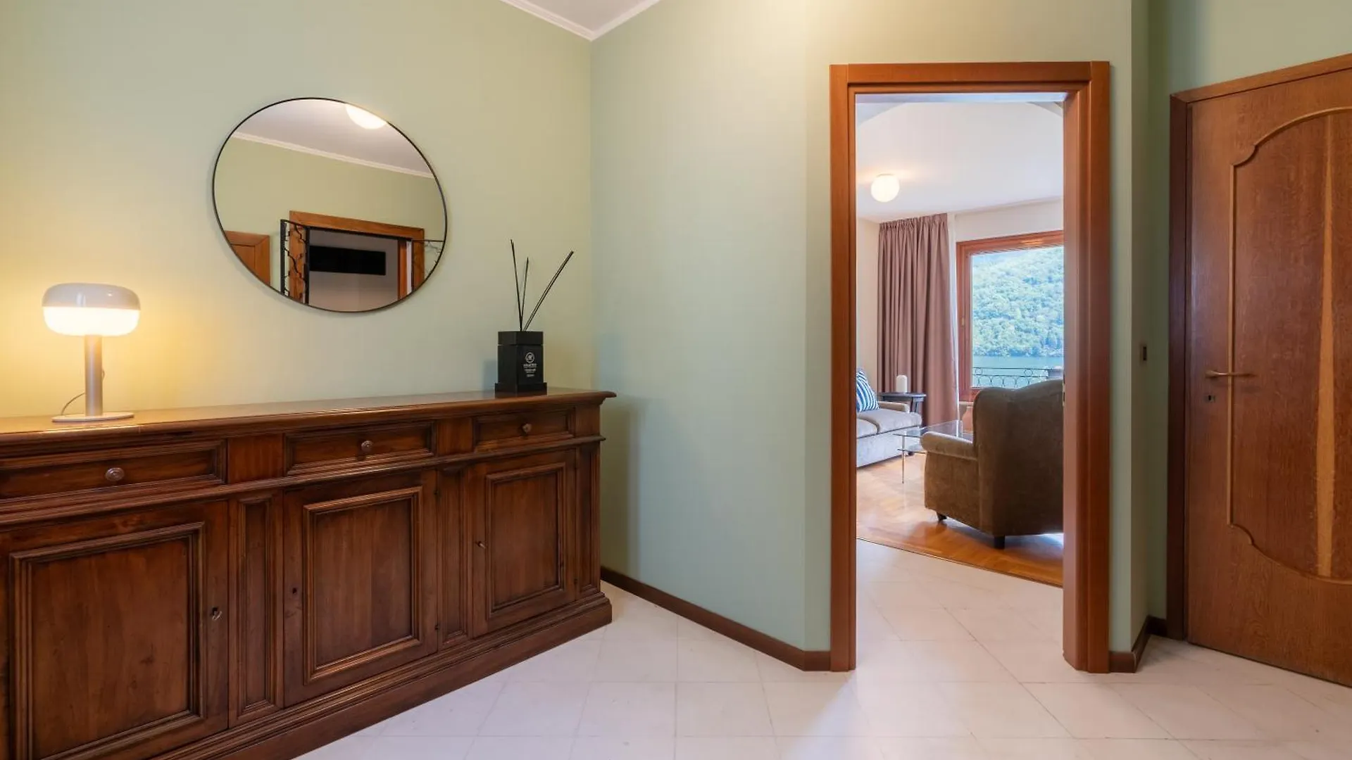Villa Glicine, By R Collection Apartment Brienno 0*,  Włochy