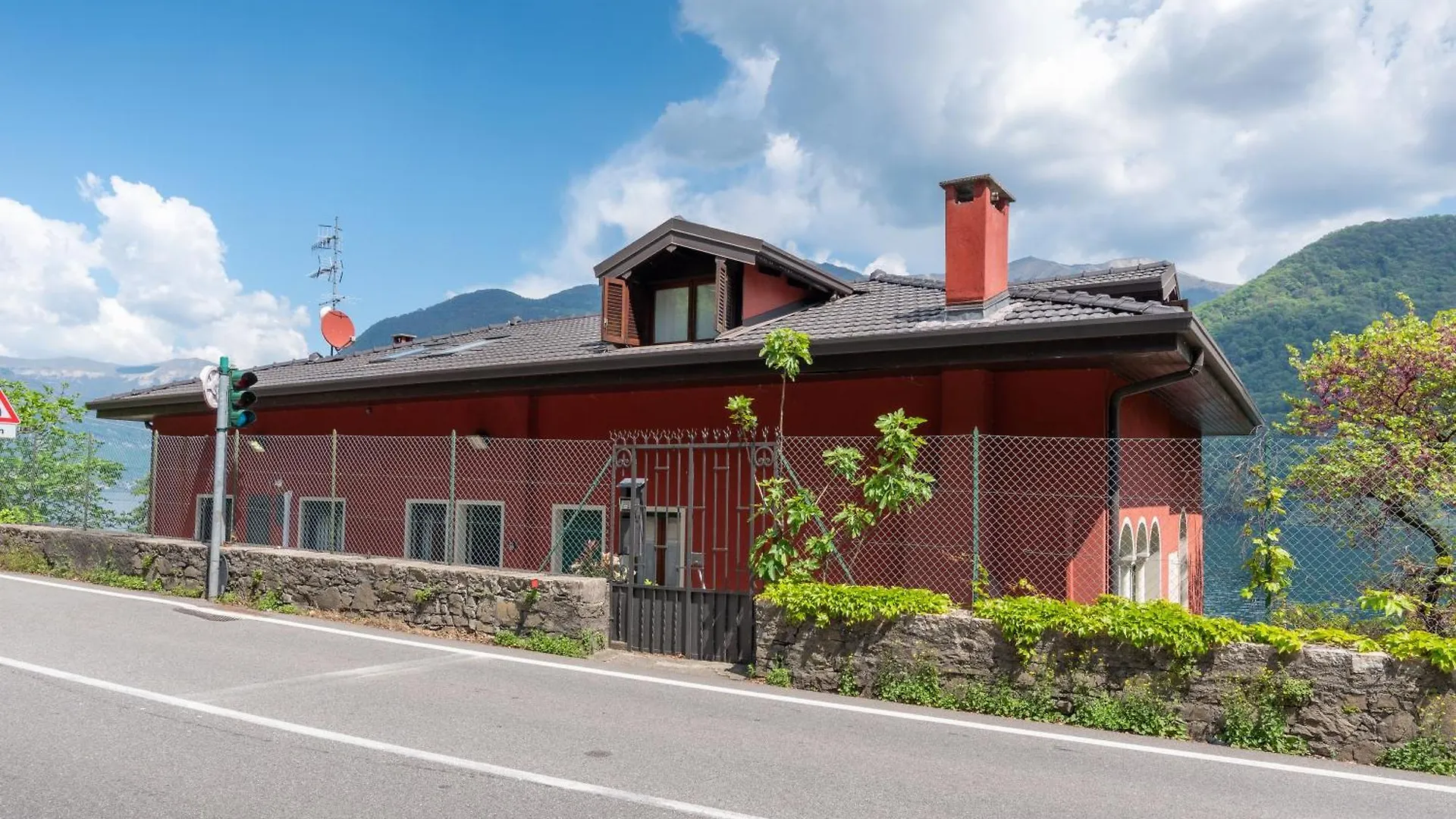 Villa Glicine, By R Collection Apartment Brienno 0*,